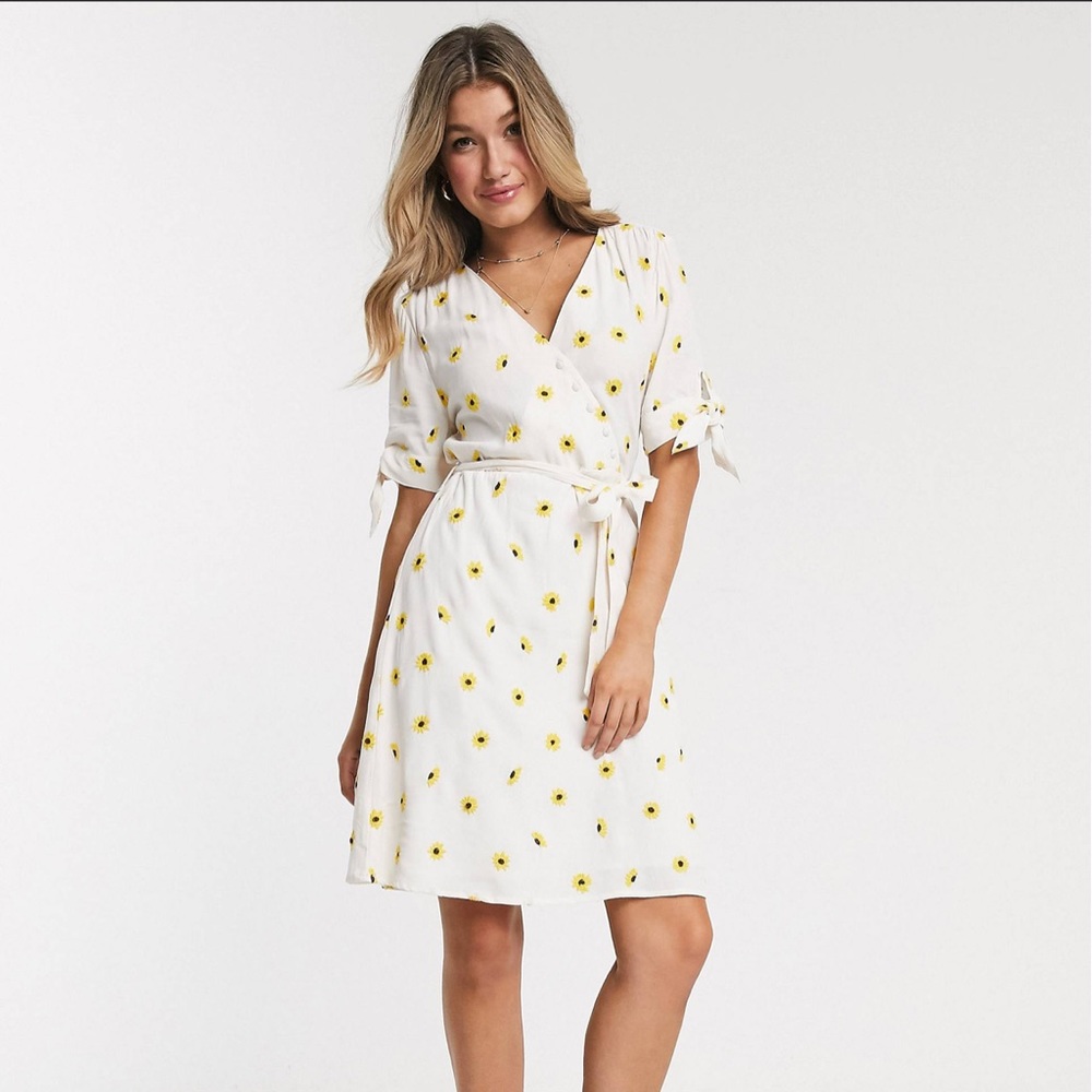 Fabienne Chapot emily embro sunflower mini dress in off white. Never worn.